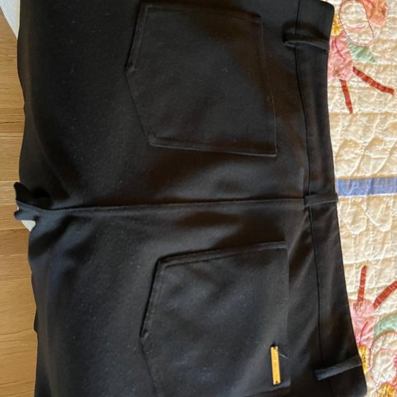 Michael Kors Vegan Leather Front Pants Size 6 - Picture 8 of 8